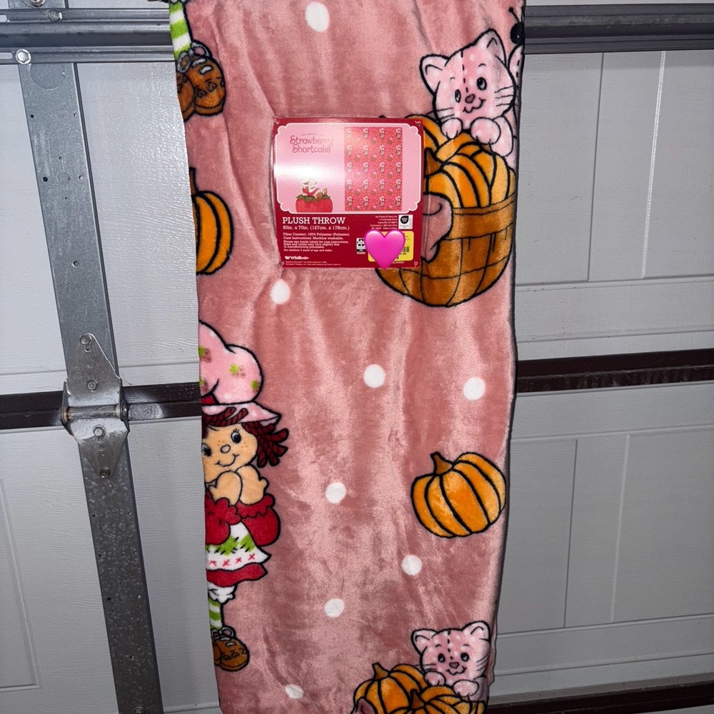 Cartoon Character Plush Throw Blanket - Pink